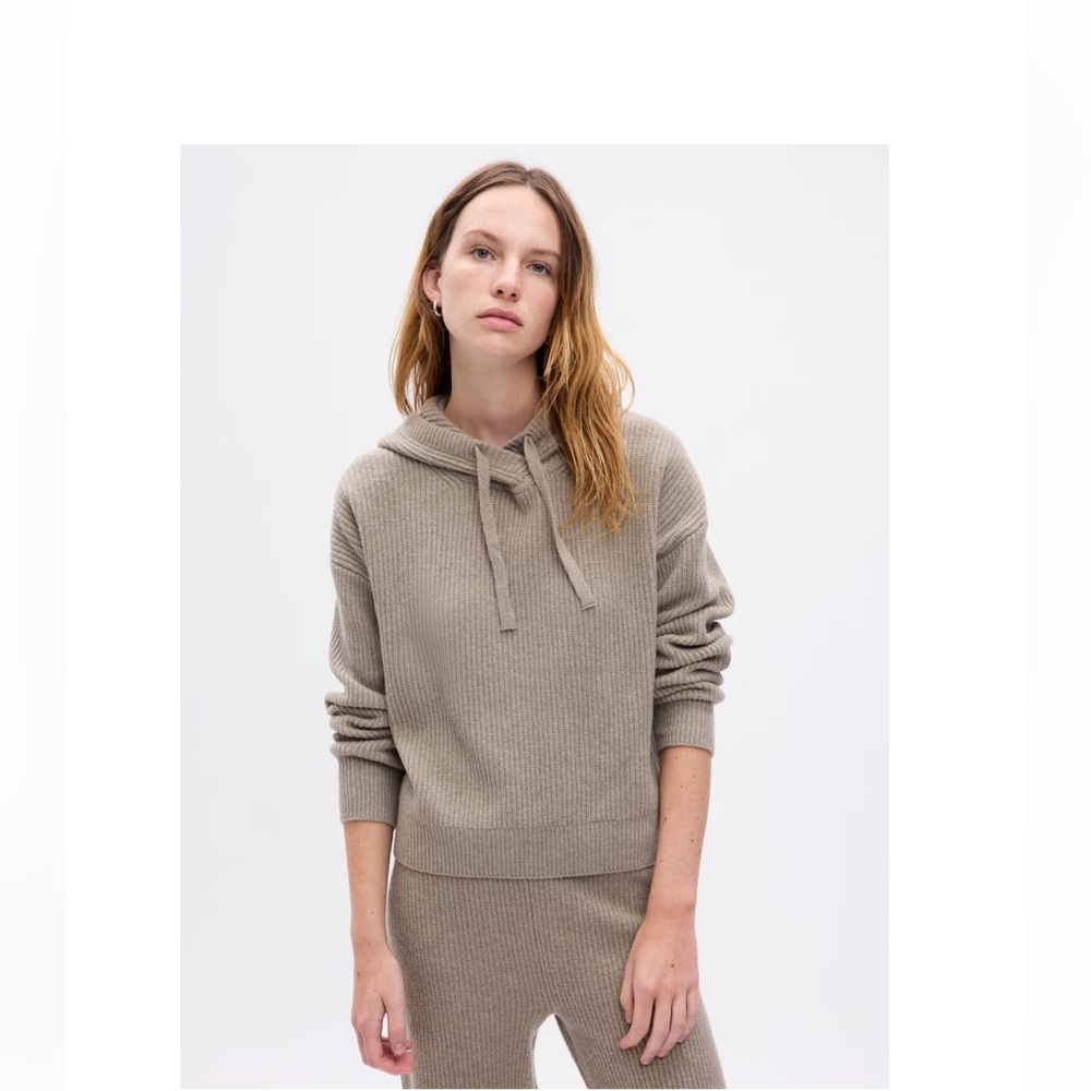 Gap cashsoft hoodie sweater